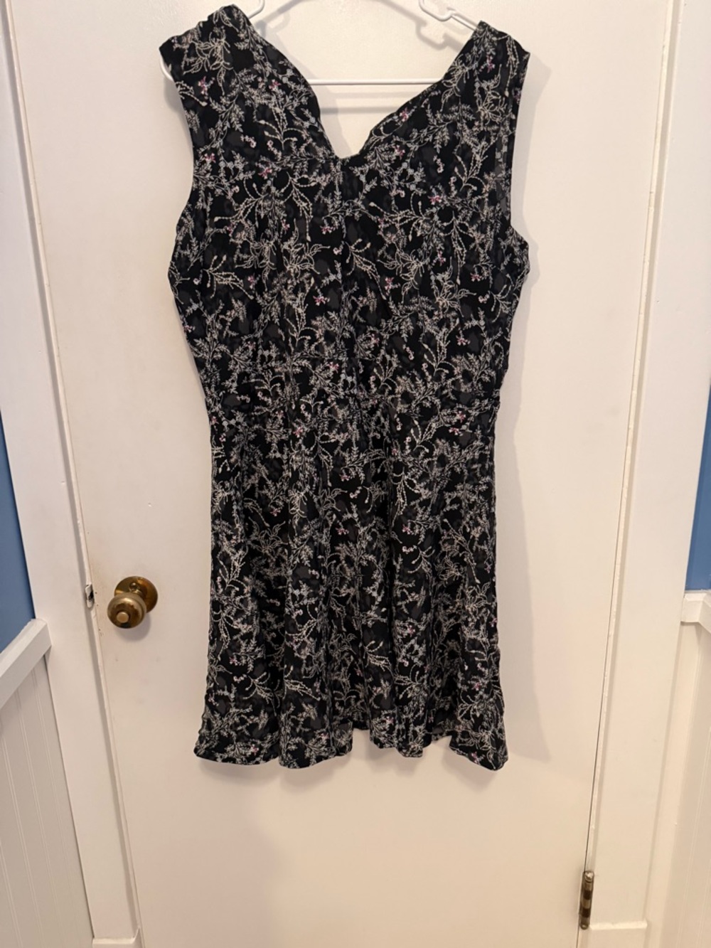 mark. Black Floral V-Neck Mini Dress with Subtle Pink Accents XL NWOT